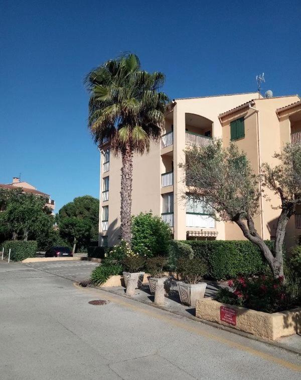 L'Appartement Du Bonheur Sanary-sur-Mer Luaran gambar